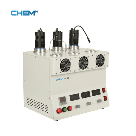 Réacteur photocatalytique à haut flux à température régulée